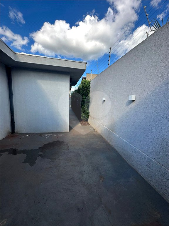Casa à venda com 3 quartos, sendo 1 suíte,  em Jardim Estoril, Ponta Porã, MS