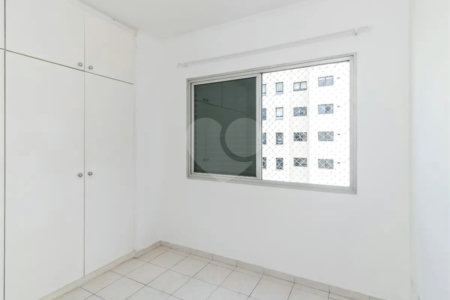 Apartamento à venda com 3 quartos em Moema, São Paulo, SP