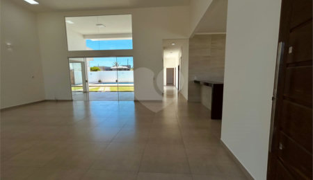 Casa à venda com 3 suítes, em Orla Norte, Porto Seguro, BA