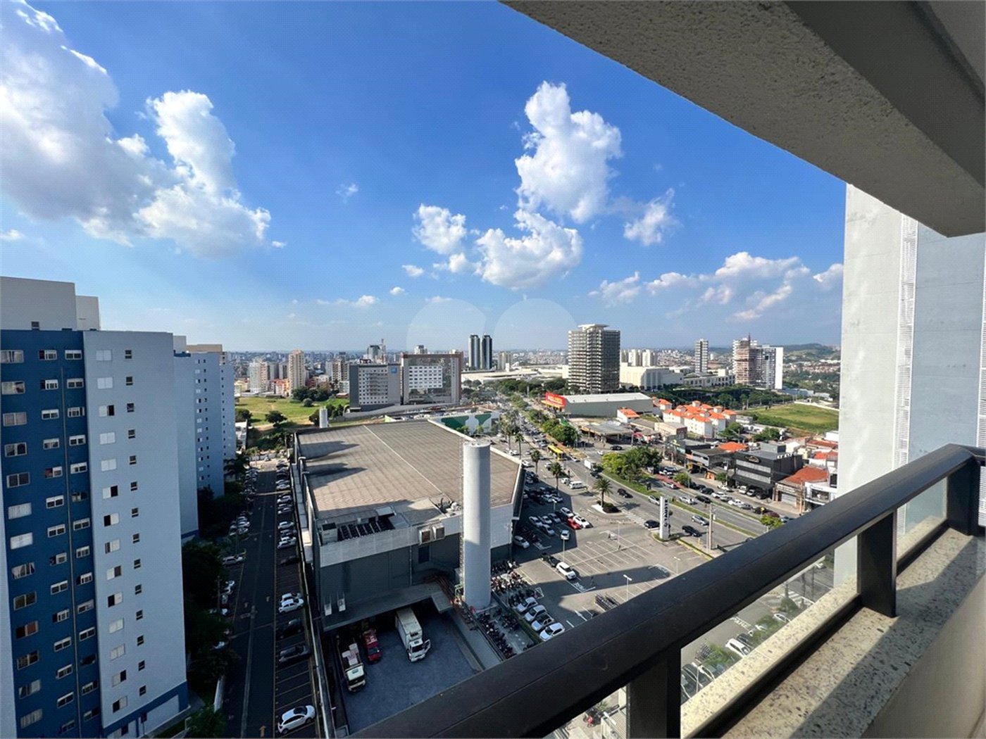 Apartamento à venda com 2 suítes em Parque Campolim, Sorocaba, SP