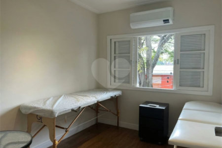Casa à venda com 3 quartos em Campo Belo, São Paulo, SP