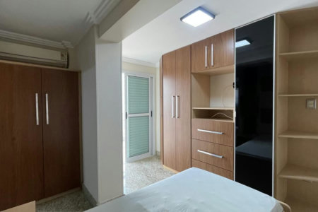 Apartamento com 4 dormitórios à venda, 240 m² por R$ 2.000.000,00 - Ponta da Praia - Santos/SP