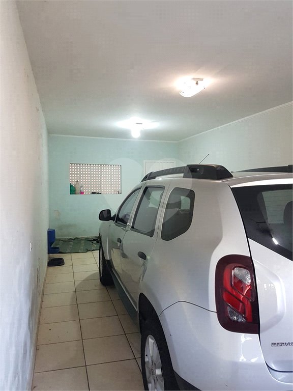 Casa à venda com 4 quartos, sendo 2 suítes, no condomínio Ibiratiba, São Paulo - SP