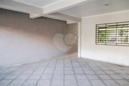 Casa à venda com 3 suítes em Vila Flórida, Guarulhos, SP