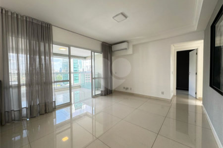 Apartamento à venda com 3 quartos, sendo 1 suíte, em Pinheiros, São Paulo, SP