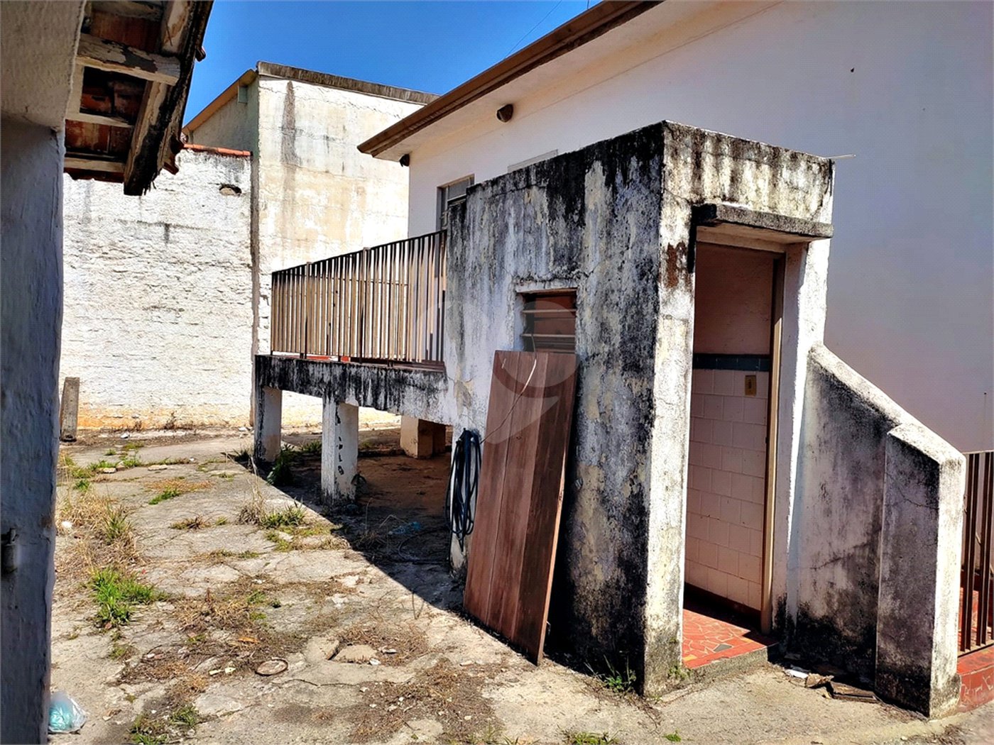 Casa Térrea à venda com 3 quartos em Horto, São Paulo, SP