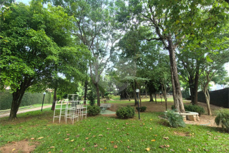 Casa à venda com 2 quartos, sendo 1 suíte,  no condomínio Quintas Marajoara, São Paulo - SP