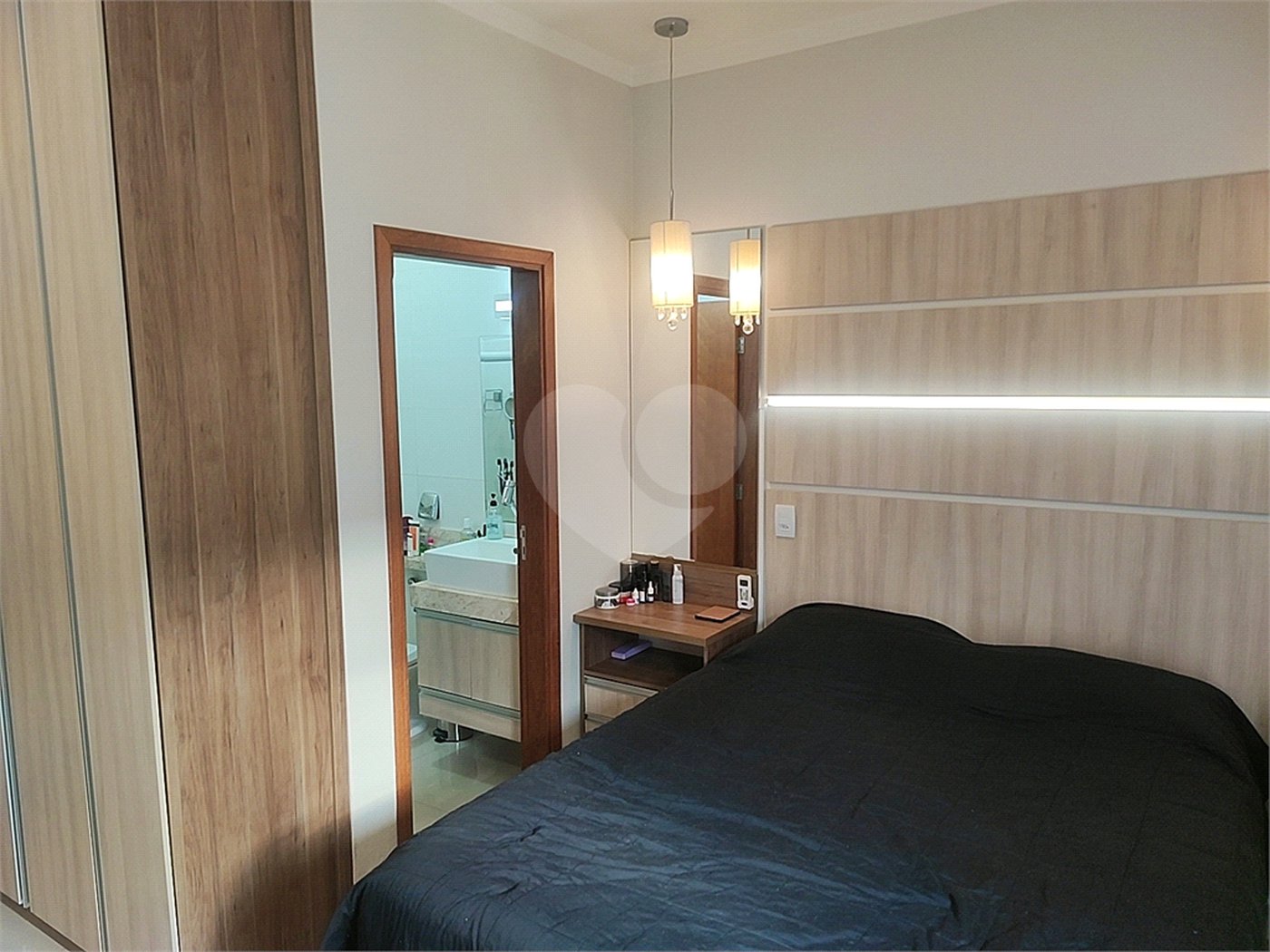 Casa à venda com 3 suítes em Jardim dos Flamboyants, Araraquara, SP