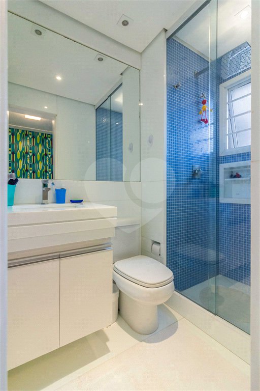 Apartamento à venda com 3 suítes em Vila Cordeiro, São Paulo, SP