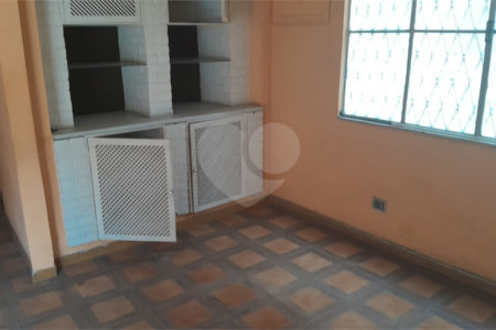 Casa à venda com 3 quartos, sendo 1 suíte, em Campo Grande, Rio de Janeiro, RJ