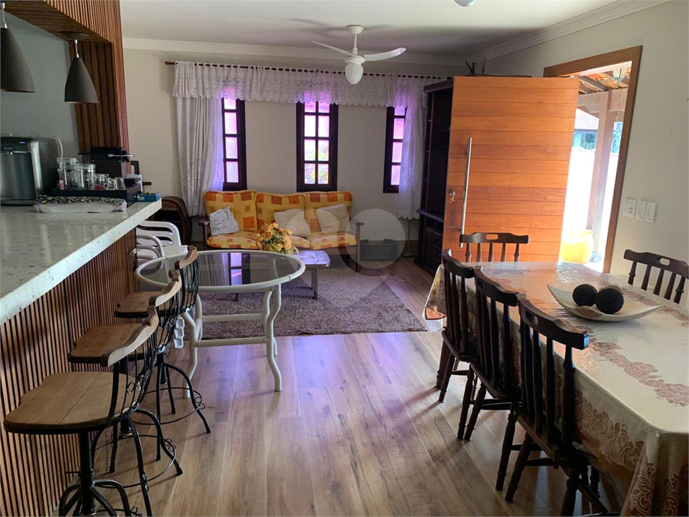 Casa Térrea à venda com 3 quartos, sendo 1 suíte,  em Alpes D'ouro, Bom Jesus dos Perdões, SP