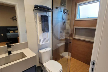 Casa à venda com 3 suítes no condomínio Villaggio Terra Nova, Atibaia - SP