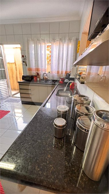 Casa à venda com 3 quartos, sendo 1 suíte,  em Mogi Moderno, Mogi das Cruzes, SP
