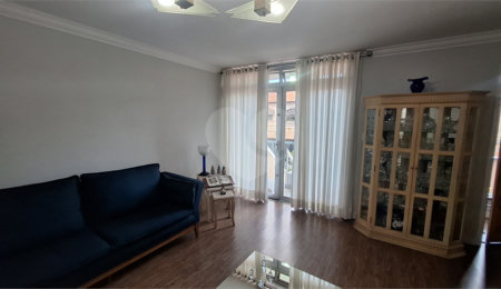 Casa à venda com 4 quartos, sendo 1 suíte,  em Vila Guilherme, São Paulo, SP