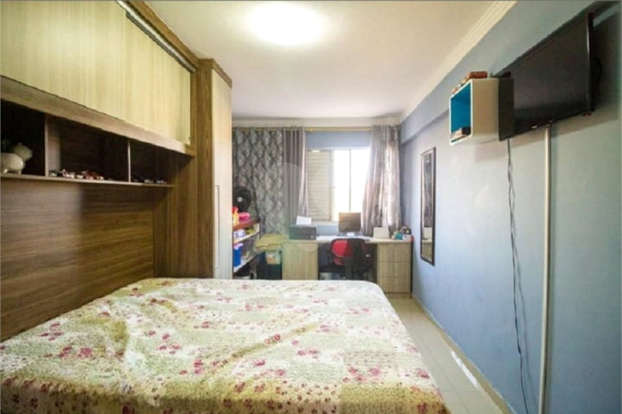 Apartamento à venda com 3 quartos em Parque Bristol, São Paulo, SP