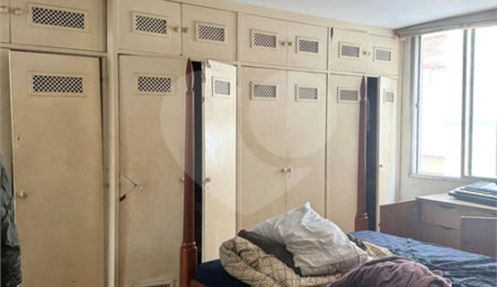 Apartamento à venda com 3 quartos, sendo 1 suíte,  em Santa Cecília, São Paulo, SP