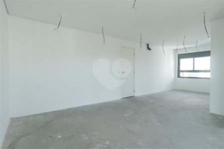 Apartamento à venda com 3 quartos, sendo 2 suítes,  em Brooklin, São Paulo, SP