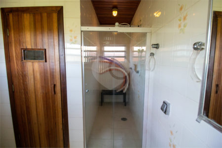 Chácara à venda com 4 quartos, sendo 1 suíte, em Saboó, São Roque, SP
