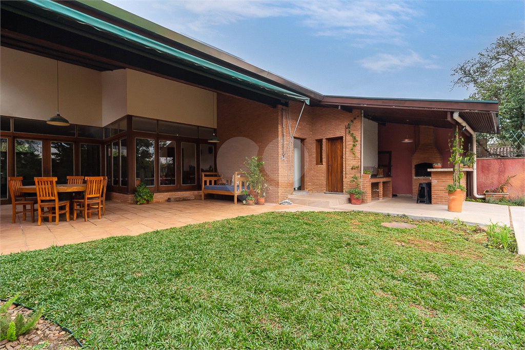 Casa Térrea à venda com 3 quartos, sendo 1 suíte,  em Alto da Boa Vista, São Paulo, SP