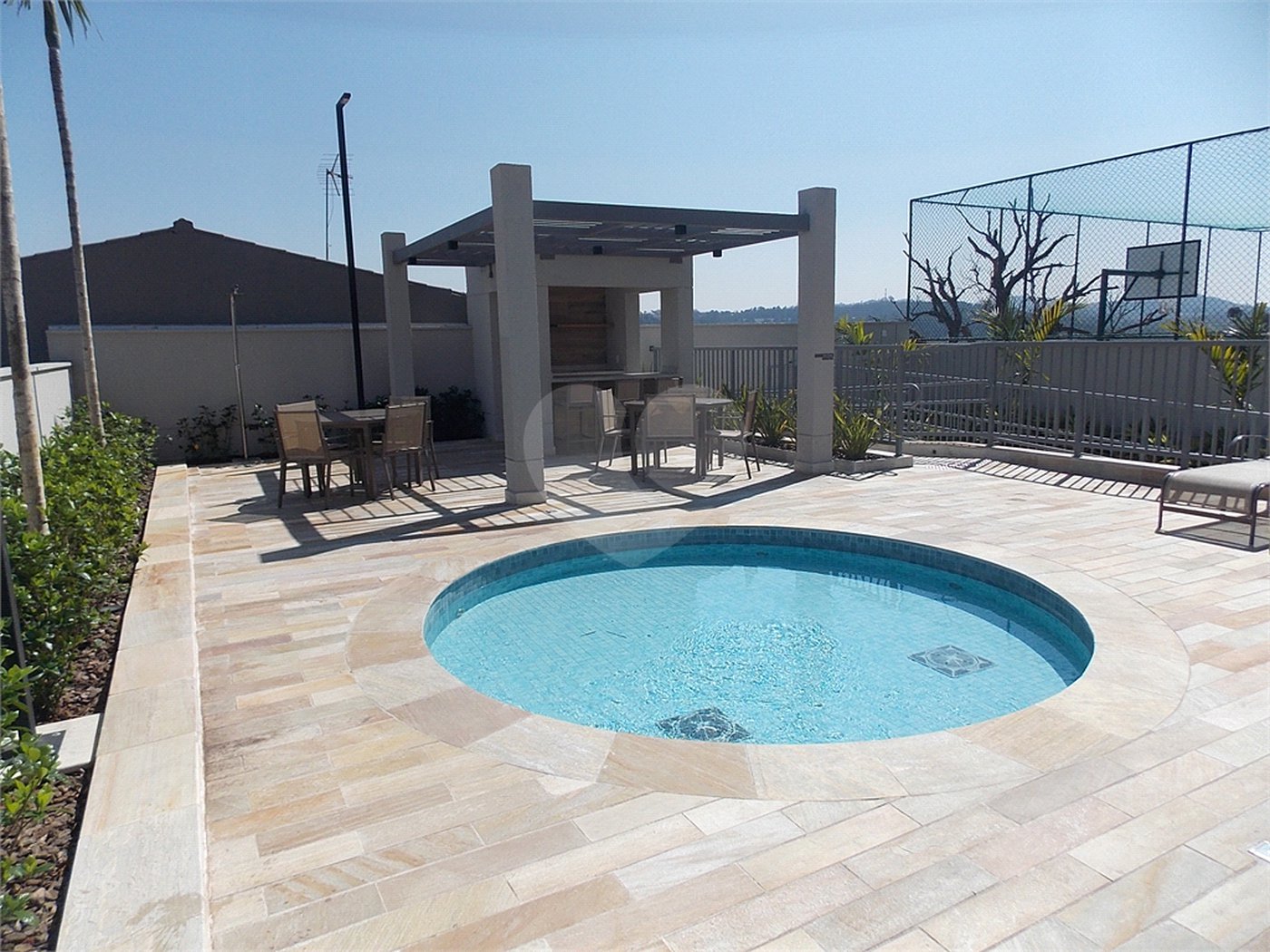 Apartamento à venda com 2 quartos, sendo 1 suíte, em Alvinópolis, Atibaia, SP