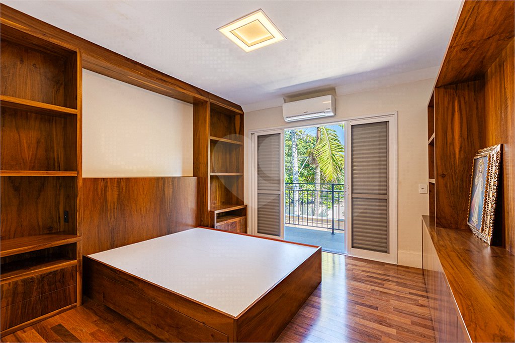 Casa à venda com 4 suítes em Alto de Pinheiros, São Paulo, SP
