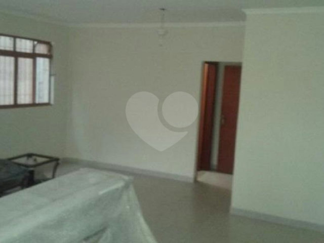 Sobrado à venda com 4 quartos, sendo 1 suíte,  em Santana, São Paulo, SP
