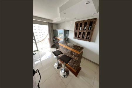 Apartamento à venda com 2 quartos, sendo 1 suíte, em Água Branca, São Paulo, SP