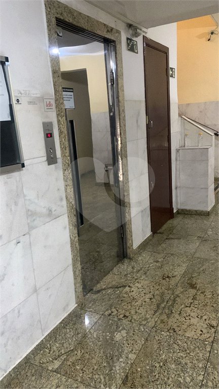 Apartamento à venda com 2 quartos em Bom Retiro, São Paulo, SP