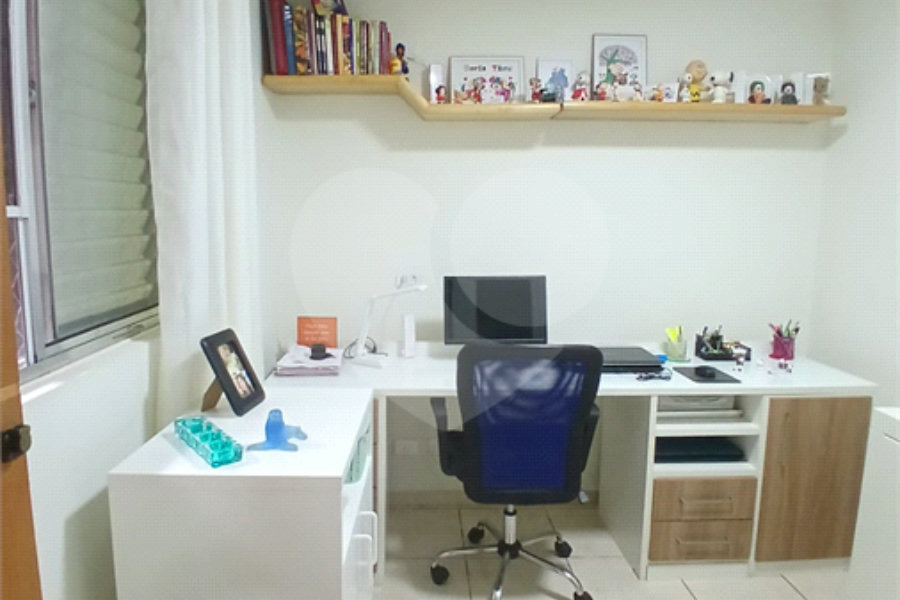 Casa à venda com 3 quartos, sendo 1 suíte, em Campo Limpo, São Paulo, SP