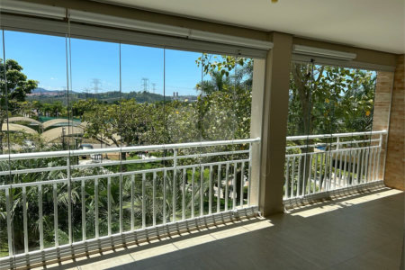 Apartamento à venda com 2 suítes em Vila Oliveira, Mogi das Cruzes, SP