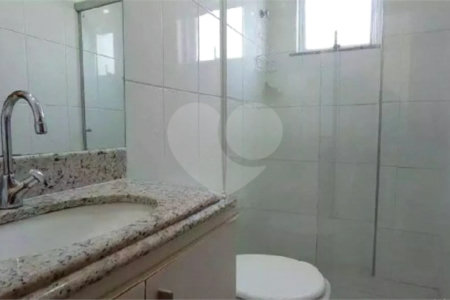 Cobertura à venda com 4 quartos, sendo 2 suítes,  em Algodoal, Cabo Frio, RJ