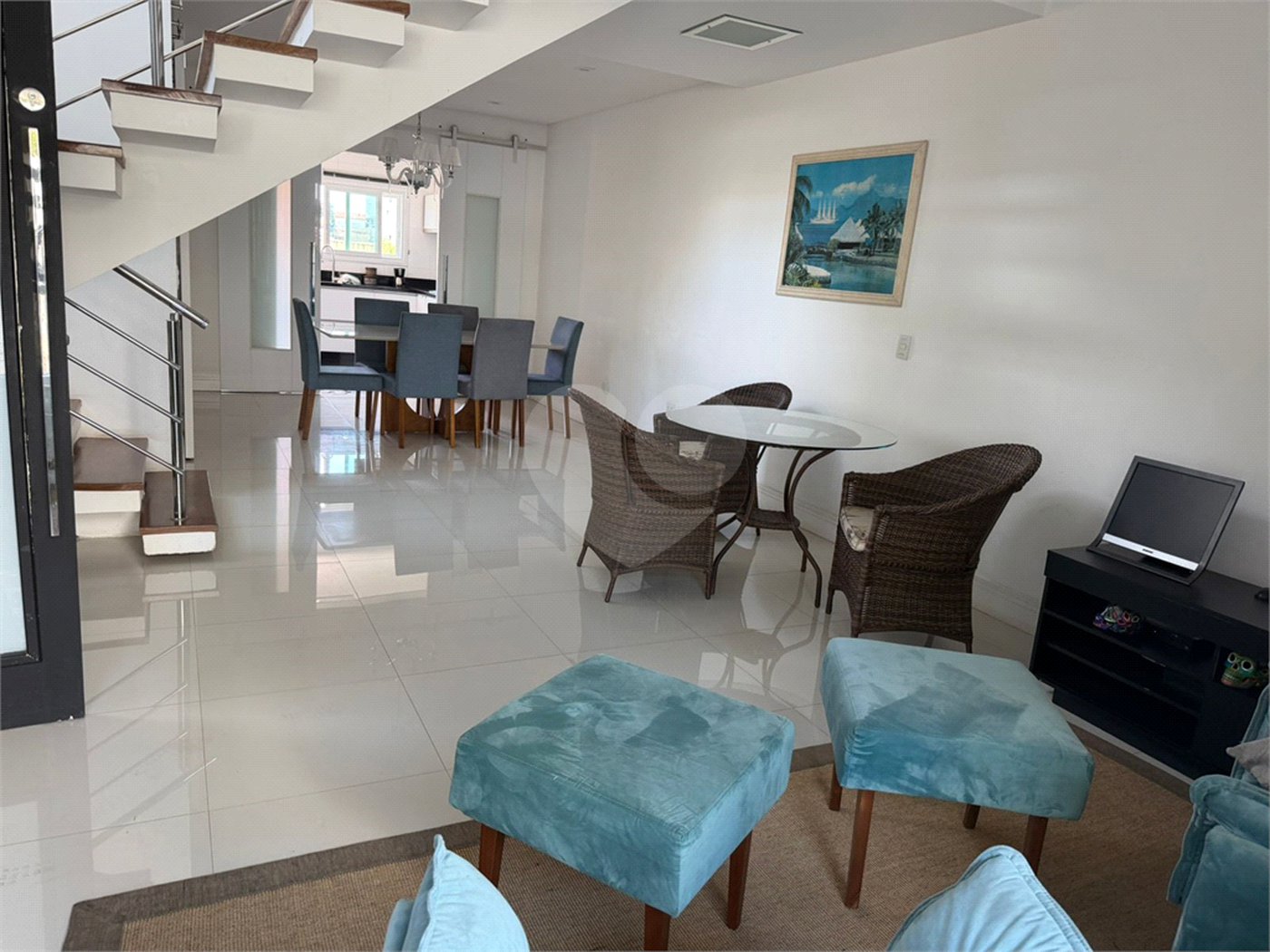 Casa à venda com 3 suítes em Vila Augusta, Guarulhos, SP