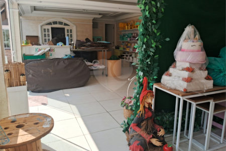 Casa à venda com 4 quartos, sendo 2 suítes, em Vila Indiana, São Paulo, SP