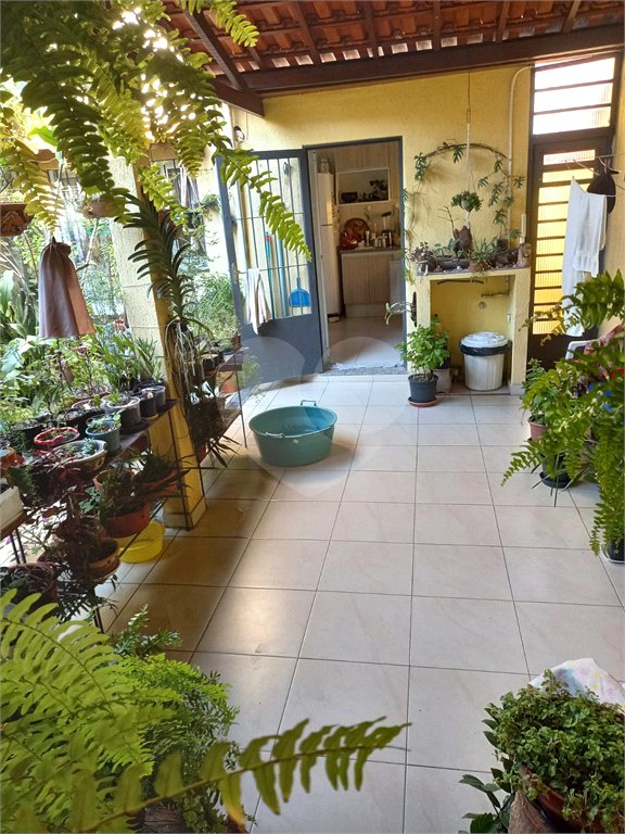 Sobrado à venda com 4 quartos em Tremembé, São Paulo, SP