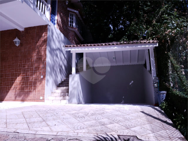 Casa Térrea à venda com 2 quartos, sendo 1 suíte,  em Caraguatá, Mairiporã, SP