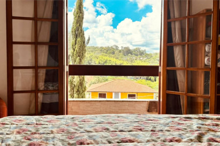 Sobrado à venda com 3 quartos, sendo 1 suíte, em Chácara Recanto Verde, Cotia, SP