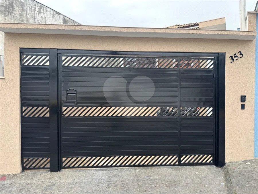 Sobrado à venda ou para alugar com 3 suítes em Vila Sônia, São Paulo, SP