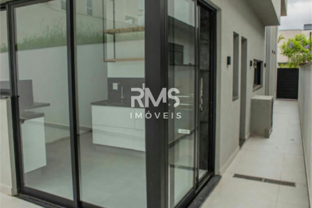 Casa à venda com 3 suítes no condomínio Residencial Central Parque, Salto - SP