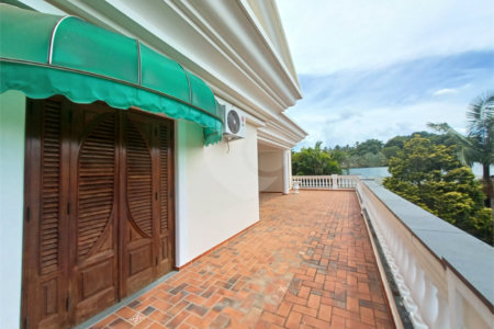 Casa à venda com 6 suítes no condomínio Portal da Raposo, Sorocaba - SP