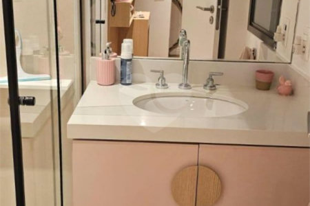 Apartamento à venda com 3 suítes em Mirandópolis, São Paulo, SP