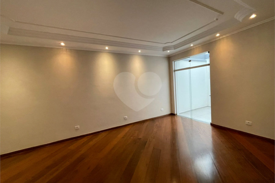 Sobrado à venda com 3 quartos, sendo 2 suítes, em Vila Palmeiras, São Paulo, SP
