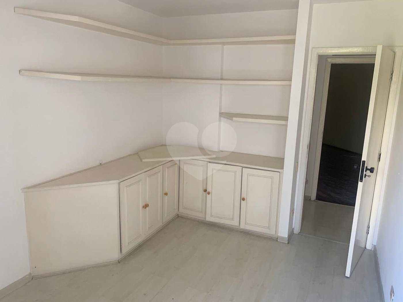 Apartamento para alugar com 3 quartos, sendo 1 suíte, em Cidade Monções, São Paulo, SP