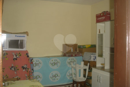 Sobrado à venda com 3 quartos em Parque Casa de Pedra, São Paulo, SP