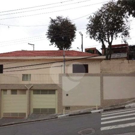 Sobrado à venda com 3 quartos, sendo 1 suíte, em Jardim São Luís, São Paulo, SP