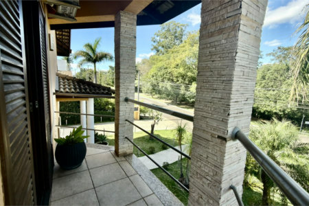 Casa à venda com 4 suítes no condomínio Parque Village Castelo, Itu - SP