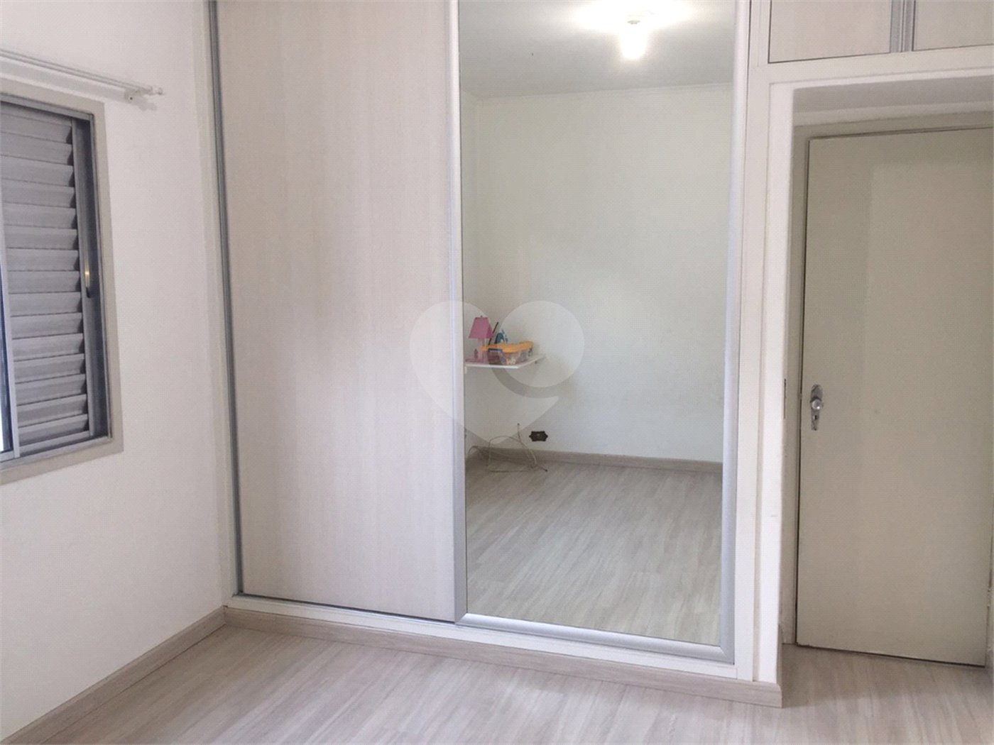 Casa à venda com 6 quartos, sendo 3 suítes, em Parque Jabaquara, São Paulo, SP