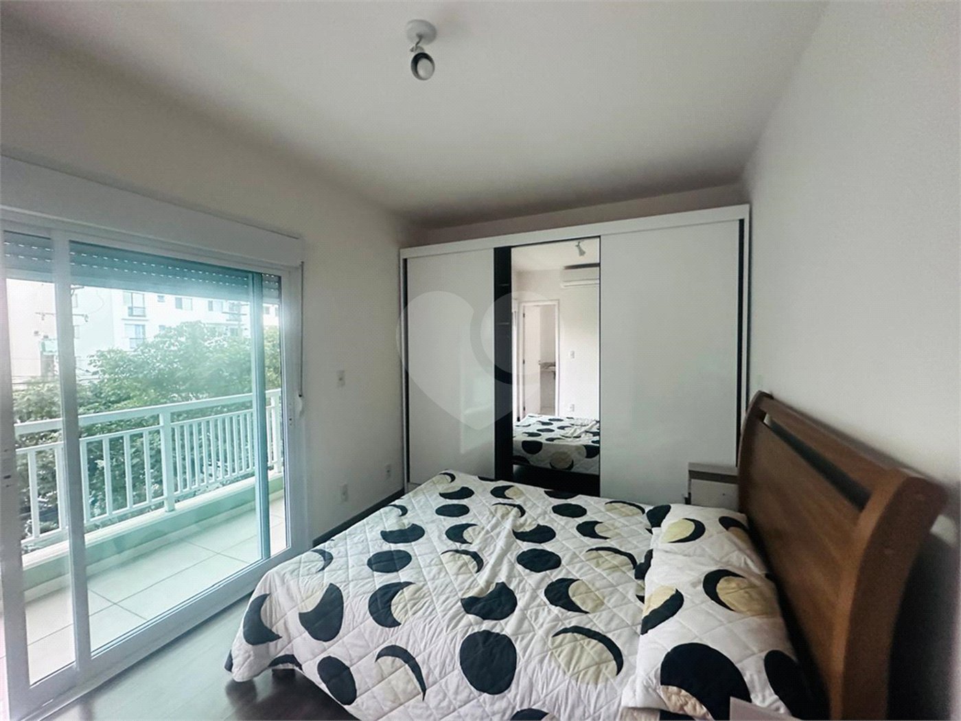 Apartamento à venda com 2 quartos, sendo 1 suíte, em Vila Clementino, São Paulo, SP