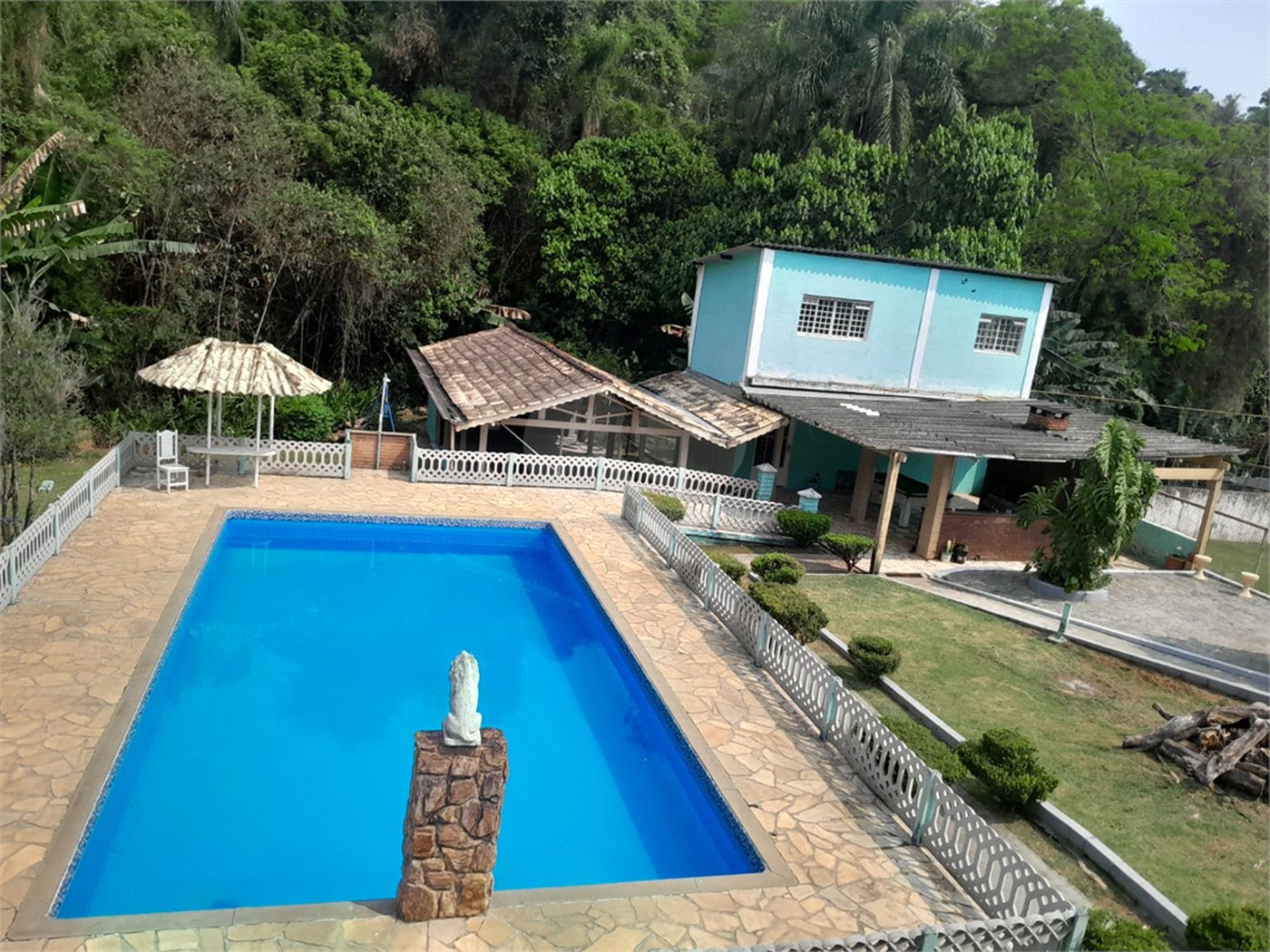 Chácara à venda ou para alugar com 20 quartos, sendo 10 suítes,  em Serra da Cantareira, Mairiporã, SP