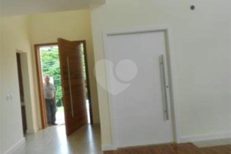 Casa à venda com 4 suítes em Chácara Remanso (caucaia do Alto), Cotia, SP