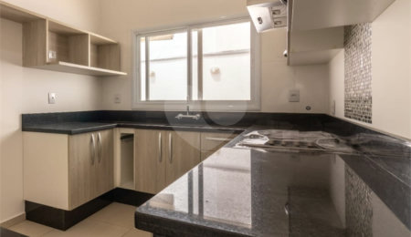 Casa à venda com 3 quartos, sendo 1 suíte,  no condomínio Golden Park Residence II, Sorocaba - SP